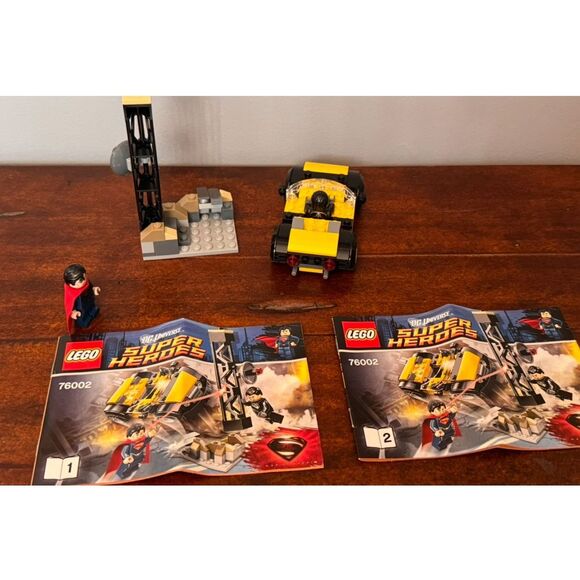 Lego DC Super Heroes Set #76002 Superman Metropolis Showdown/Complete - Picture 1 of 5